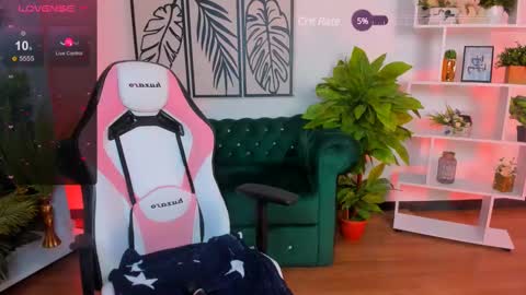 Viola online show from 02.16.25