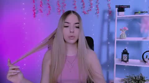 viola_sweet_ online show from 06.15.26