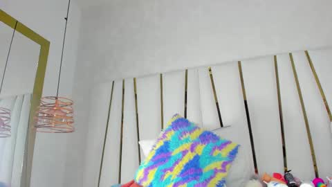 Snapshot of violeet_gray chatting on 11.14.25 violeet_gray online show from 11.14.25