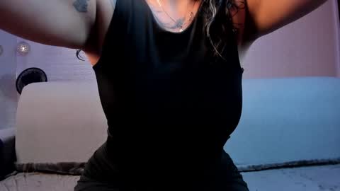 Violett  Everyday From 0530 to 1430 Col Time online show from 01.31.25