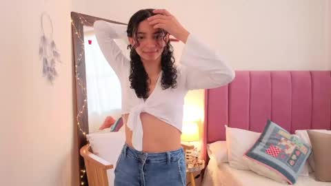 violet__15 online show from 04.22.26