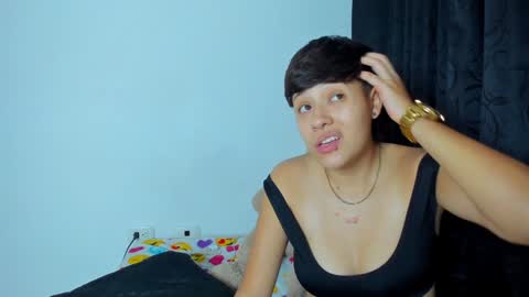 Violet and Casper online show from 12.29.24