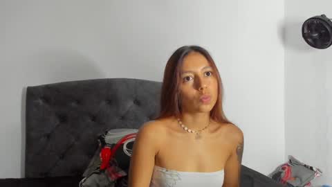 Violet and Casper online show from 01.19.25