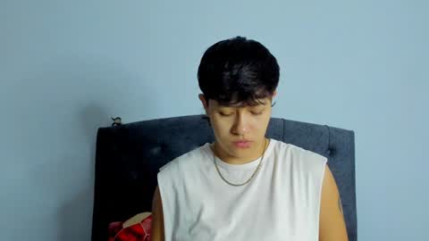 Violet and Casper online show from 01.22.25