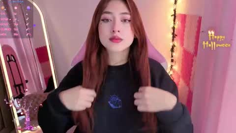 Snapshot of violet_ch chatting on 10.08.25 violet online show from 10.08.25