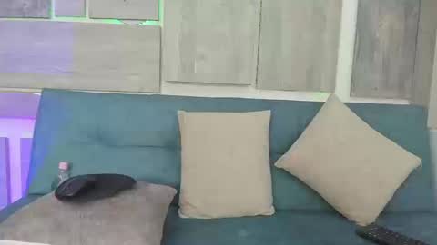 violet_moon01 online show from 03.19.26