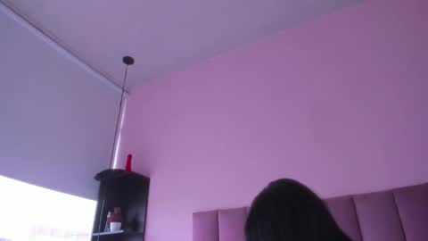 violet online show from 09.18.25