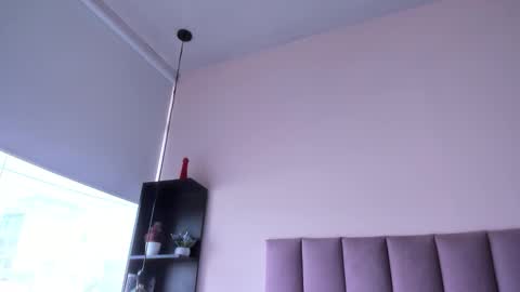 violet online show from 11.29.25