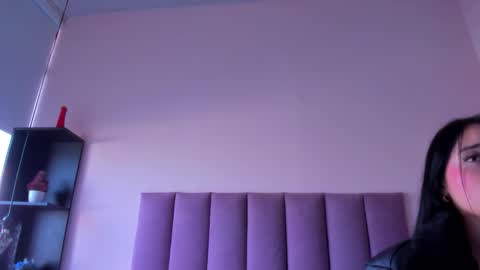 violet online show from 12.15.25