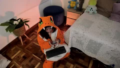 Snapshot of violet_nova1 chatting on 01.08.26 Violet Nova online show from 01.08.26