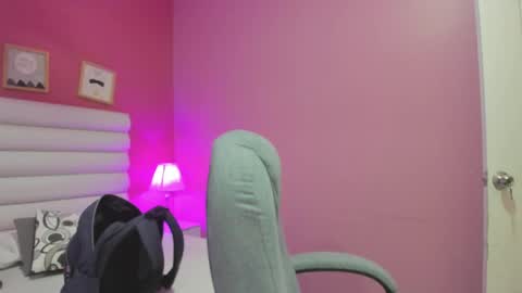 violet_sinclair online show from 05.30.26
