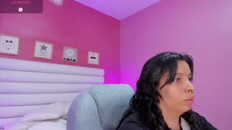 Snapshot of violet_sinclair chatting on 07.25.26 violet_sinclair online show from 07.25.26