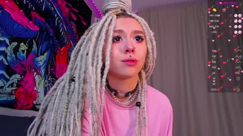 Violet online show from 01.05.25