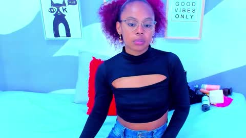violeta_1404 online show from 12.15.25
