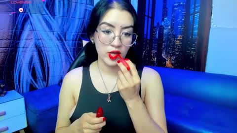 Snapshot of violeta_diazz chatting on 02.12.25     online show from 02.12.25