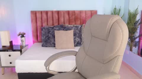 Violeta leon online show from 03.03.26