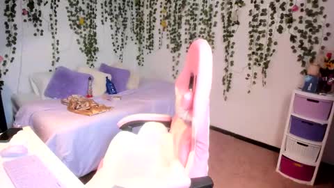 Violeta online show from 10.23.25