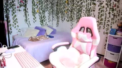 Violeta online show from 11.18.25