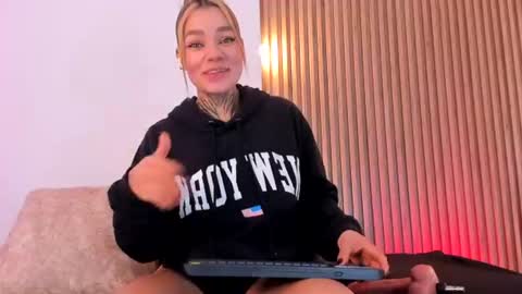 Violeta online show from 06.08.26