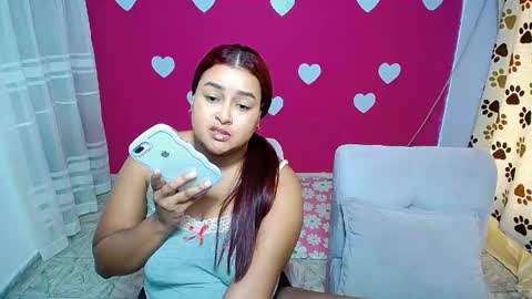 Snapshot of violeta_rouses chatting on 04.18.26 violeta_rouses online show from 04.18.26
