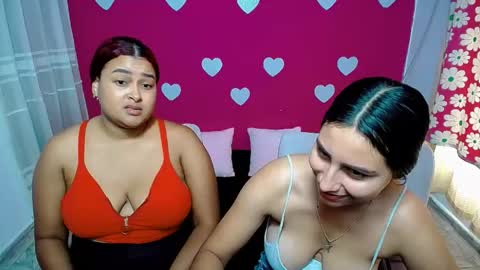 Snapshot of violeta_rouses chatting on 04.25.26 violeta_rouses online show from 04.25.26