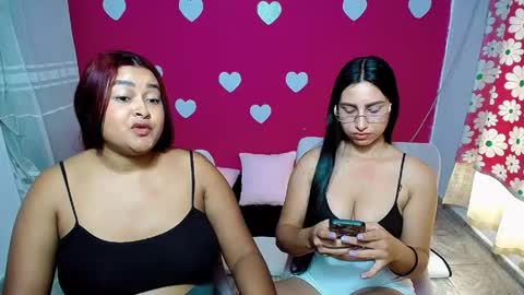 Snapshot of violeta_rouses chatting on 04.29.26 violeta_rouses online show from 04.29.26