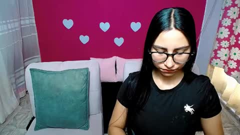Snapshot of violeta_rouses chatting on 05.25.26 violeta_rouses online show from 05.25.26
