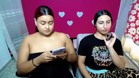 Snapshot of violeta_rouses chatting on 05.28.26 violeta_rouses online show from 05.28.26