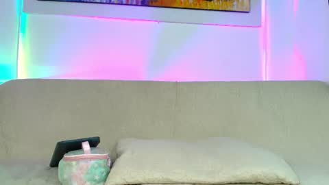 Snapshot of violeta_sofia_16 chatting on 06.12.26 violeta sofia 16 online show from 06.12.26