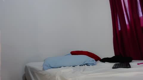 Snapshot of violeta_sorachi chatting on 03.10.25 VIOLETA SORACHI  online show from 03.10.25