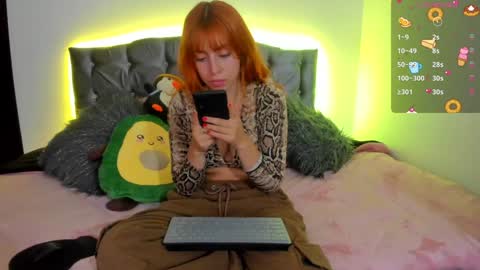 Violeta  Help me reach 150 thumbs up    online show from 12.16.24