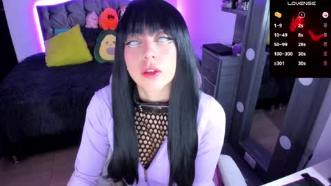 Violeta  Help me reach 150 thumbs up    online show from 02.06.25