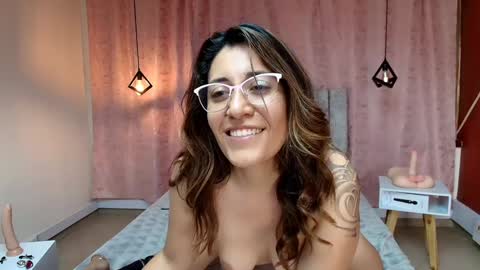 Snapshot of violetascott_ chatting on 01.09.25 VIOLETA online show from 01.09.25