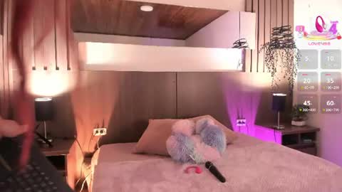 Violet online show from 07.30.26