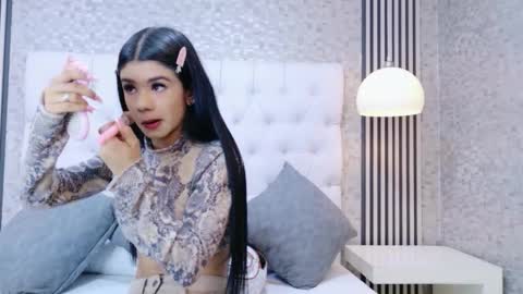 Violet Grace online show from 03.18.26