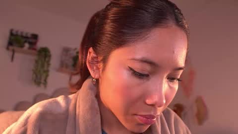 violeth___ online show from 10.14.25