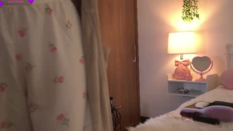 violeth___ online show from 06.19.26
