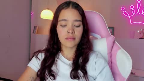 Violeth Hill online show from 03.08.25