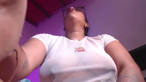 Snapshot of violethrammstein chatting on 10.22.25 ViolethRammstein online show from 10.22.25