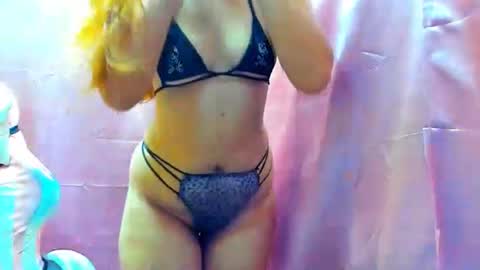 Livia help get 100 likes online show from 05.12.26