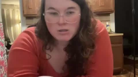 violetlyhappy online show from 11.14.25