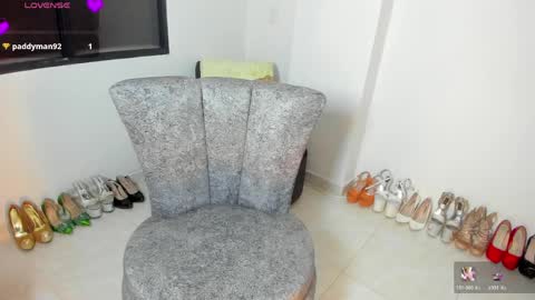 Snapshot of violetmontana chatting on 04.06.26 VIOLETA MONTANA online show from 04.06.26