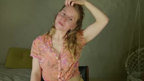 Violet  next stream December 6 online show from 06.14.26