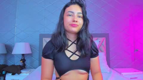 Snapshot of violetrousse chatting on 02.04.26 Violet Rousse online show from 02.04.26