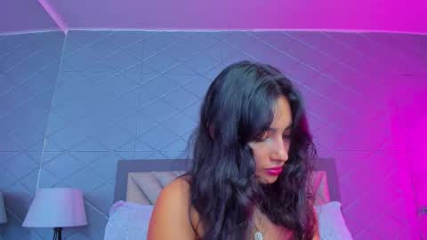 Snapshot of violetrousse chatting on 02.10.26 Violet Rousse online show from 02.10.26