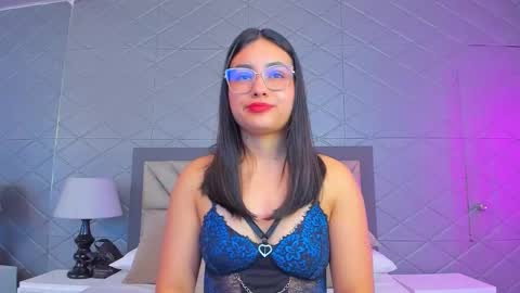 Violet Rousse online show from 03.25.26