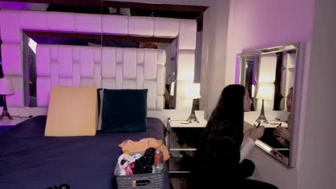 violetskinny online show from 05.18.26