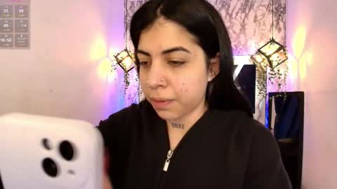 Violeta  online show from 11.11.25