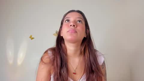 violett_24_ online show from 10.16.25