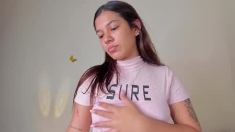 violett_24_ online show from 10.22.25